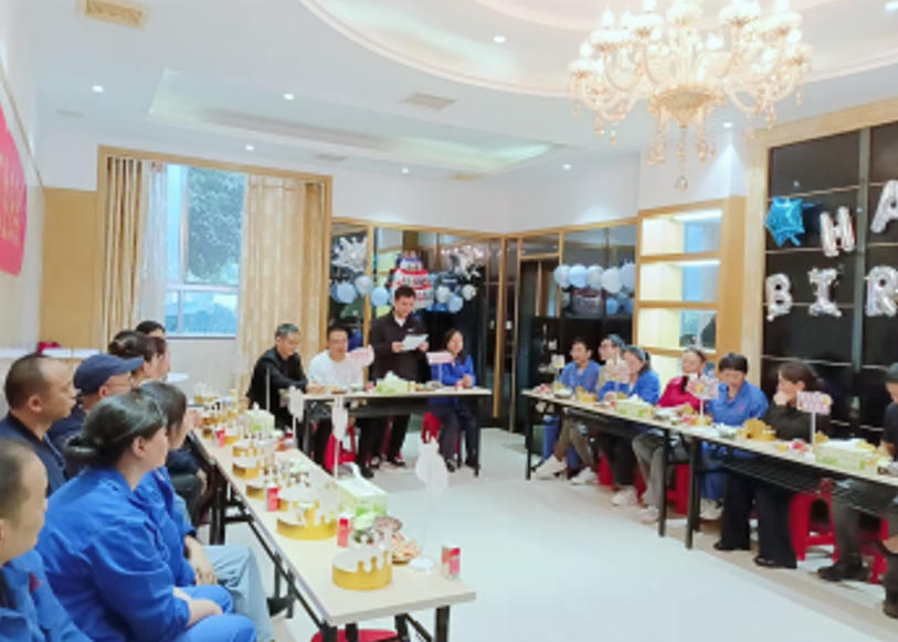 同心聚力共庆生 情暖人心促前行 ——常德锂膜成功举办9月员工生日会